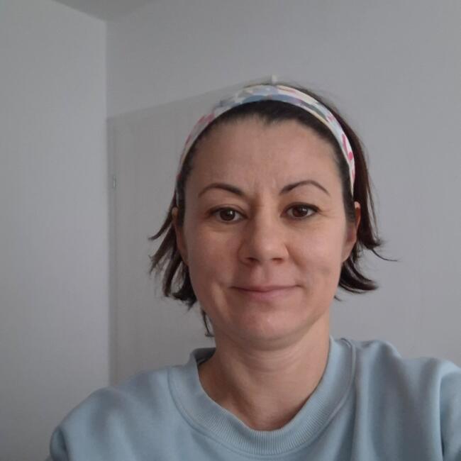 Nanny munka Pécs területén: Adrienn