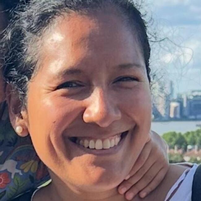 Babysitter in London: Noemi