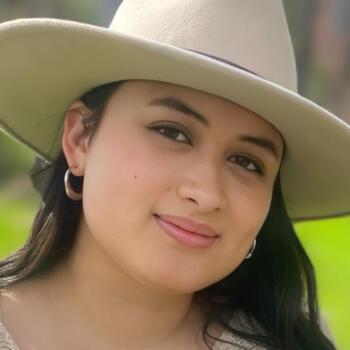 Babysitting job in Cuenca: babysitting job Gissela