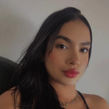 Babysitter in Novo Gama: Ana kethellem