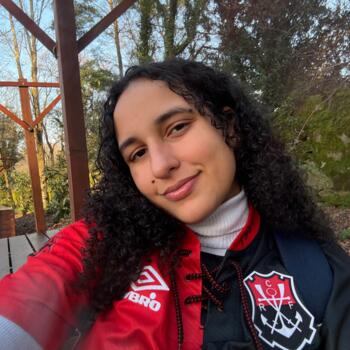 Babysitter in Vila Nova de Gaia: Hemilly