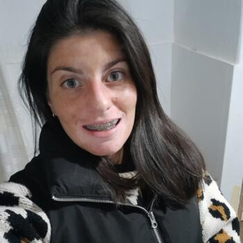 Babysitter in Salinas: Yamila