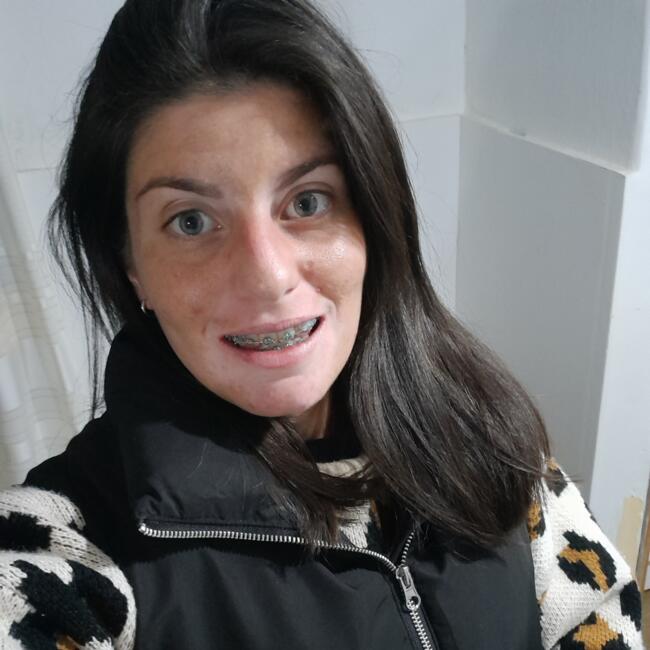 Babysitter in Salinas: Yamila