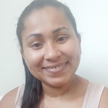 Babysitter Rio de Janeiro: Helena