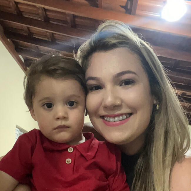 Emprego de babá em São Carlos: LEIDIELLY