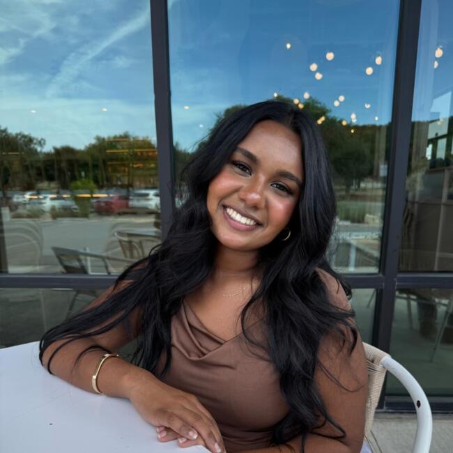 Babysitter in San Antonio: Annie