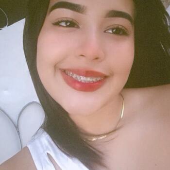 Babysitter in Panama City: Sara