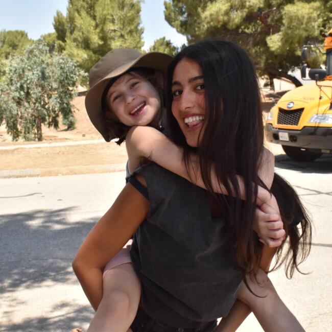 Babysitter in Budapest: Ela