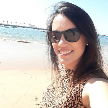 Ama Odivelas: Hellen