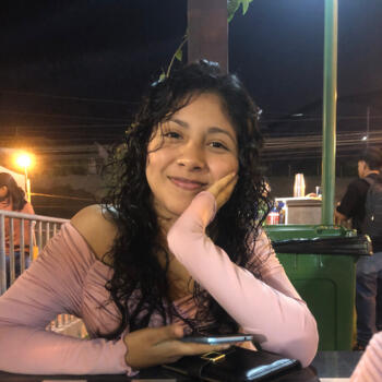 Niñera en Cieneguilla (Departamento de Lima): Evanyelina