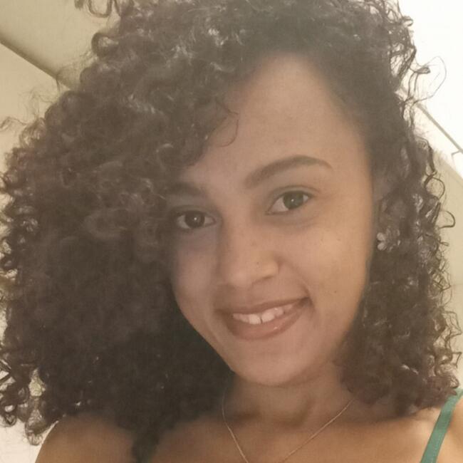 Babá em Curitiba: Raquel