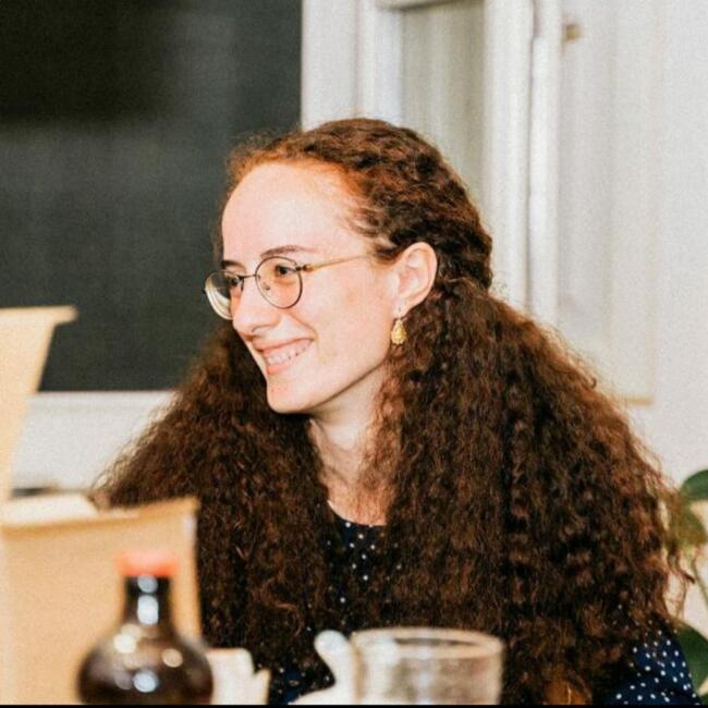 Babysitter a Cascina: Giulia