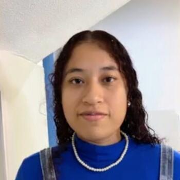 Babysitter in Campo Grande: BEATRIZ