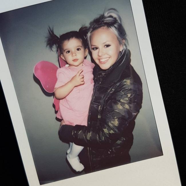 Babysitter in Surrey: Sara