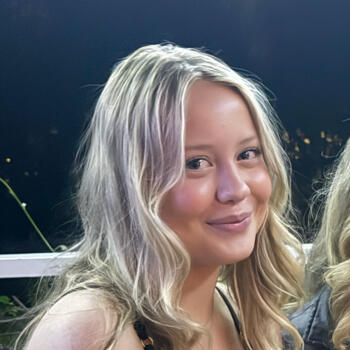 Babysitter in Melbourne: Phoebe