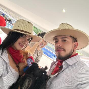 Parent Santiago de Cali: Andres