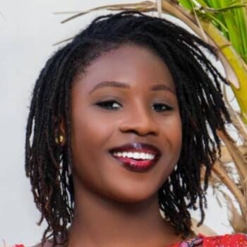 Babysitter Les Mureaux: Oumy