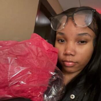 Babysitter in Detroit: Jordyn