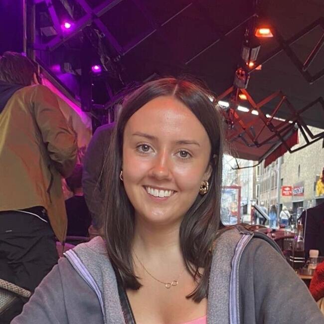Babysitter in Edinburgh: Katie