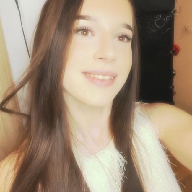 Babysitter in Caylus: Clara