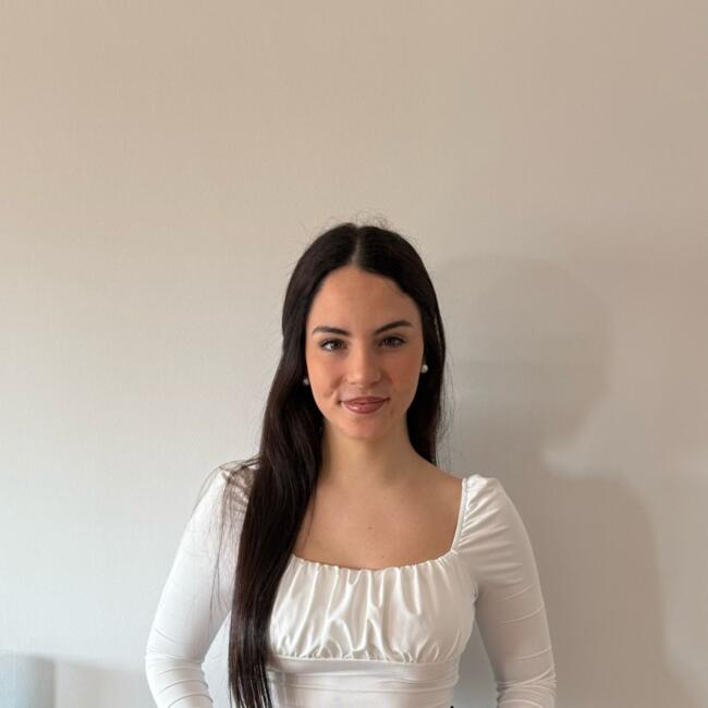 Niñera en Sant Boi de Llobregat: Naia