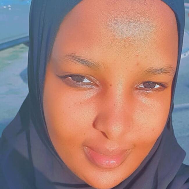 Babysitter in Abu Dhabi: Sharifah