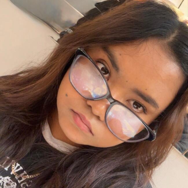 Babysitter in Sydney: Rojina