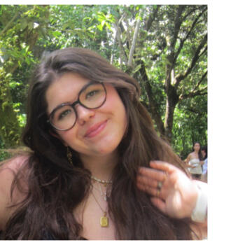 Babysitter in Oeiras: Mariana