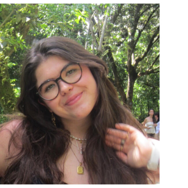 Babysitter in Oeiras: Mariana