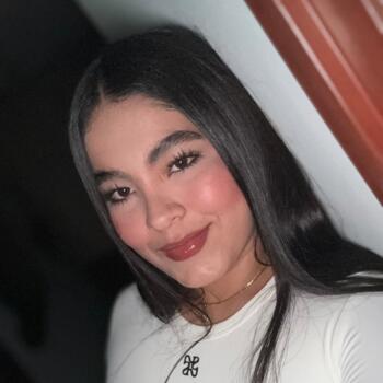 Babysitter Illescas: Sara