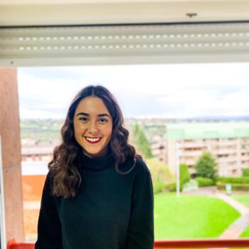 Niñera en Oviedo: Ángela