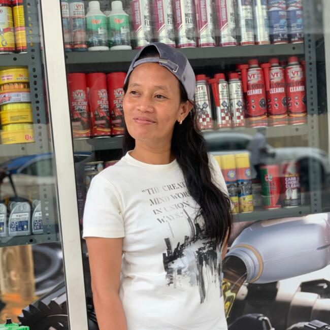 Babysitter in Dubai: Creamy om