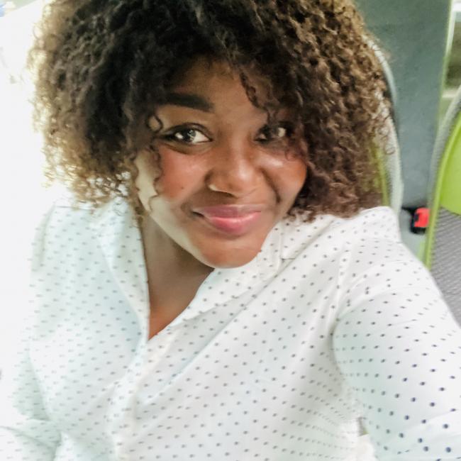 Etterbeek のベビーシッター: JOSEPHINE