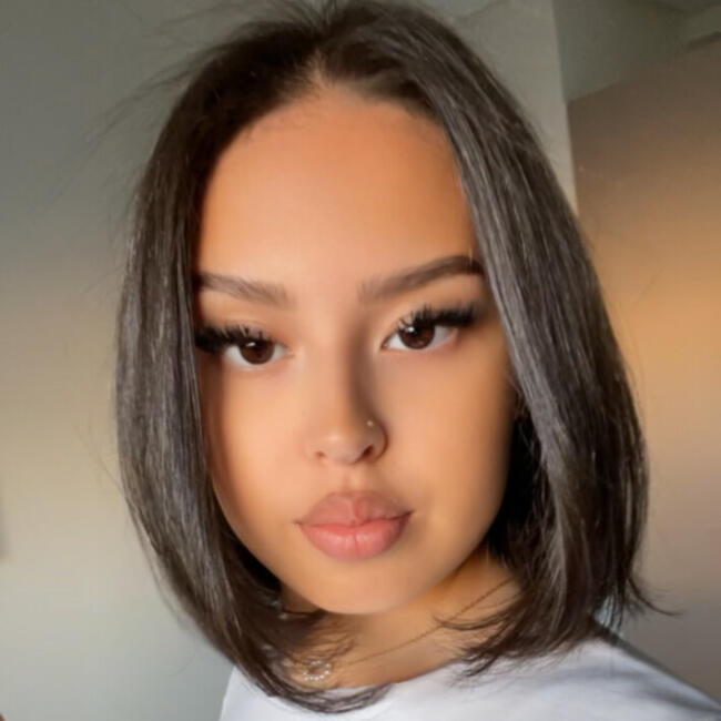 Babysitter in Nice: Kenza