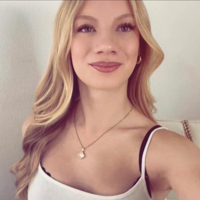 Babysitter in Willich: Karolina