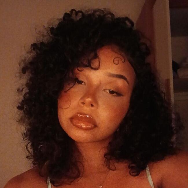 Babá em Teixeira de Freitas: Ana Clara