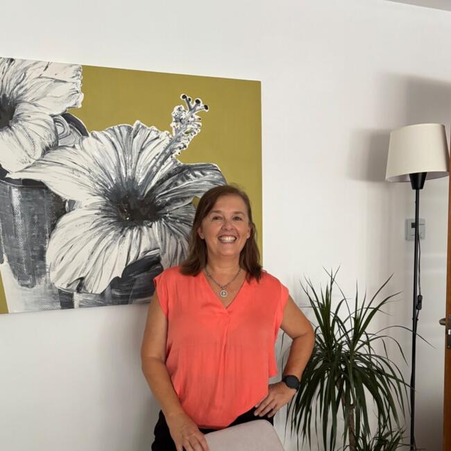 Babysitter in La Pobla de Farnals: ANDREA LUCIA