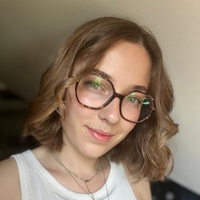 Babysitter in Annecy: Margaux