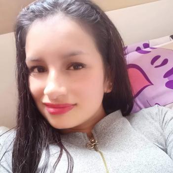 Niñera Tunja: Juliethuye y por
