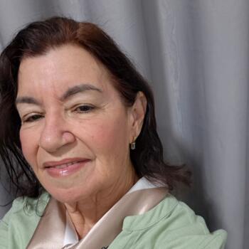 Babysitter in Aracruz: Luzia e Dafny