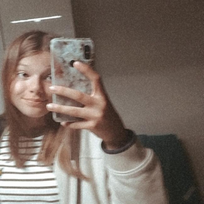 Barnvakt i Denderleeuw: Eva