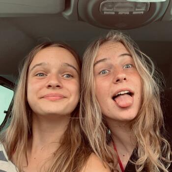 Babysitter in Köln: Johanna und Liv