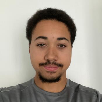 Babysitter in Neuville-sur-Oise: Yanis