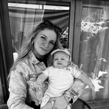 Baby-sitter Sallanches: Jade