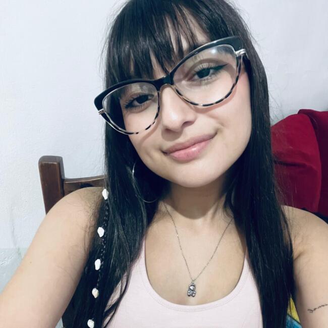 Babysitter in Lanús: Lucia