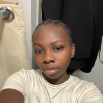 Babysitter in Saint-Ouen: Anasthasie Josianne