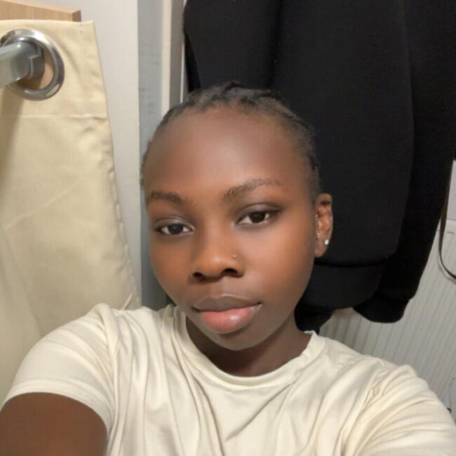 Babysitter in Saint-Ouen: Anasthasie Josianne
