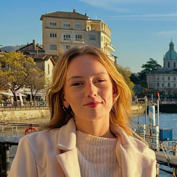 Babysitter in Annemasse: Cassandra Brigitte Jocelyne