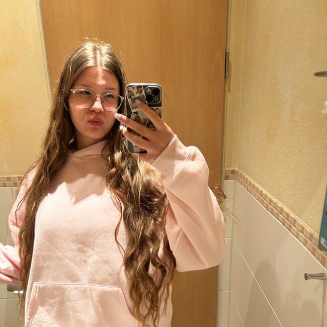 Babysitter in Steinfeld: Veronika