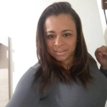 Babá em Saquarema: Riviane